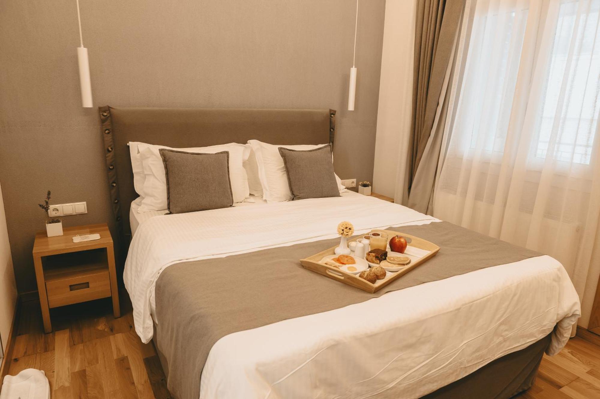 Giardino High Living Suites Δράμα Δωμάτιο φωτογραφία
